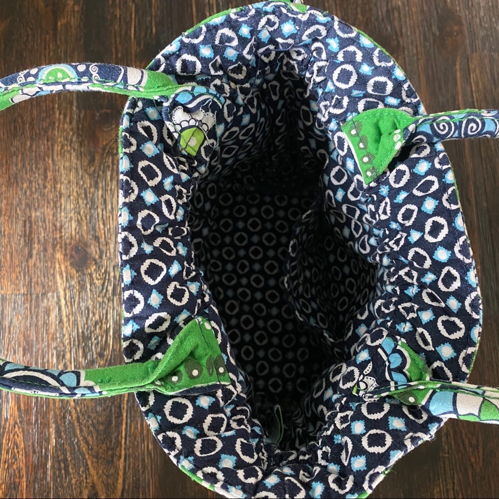 Vera Bradley “cupcakes green” purse. - Picture 3 of 9